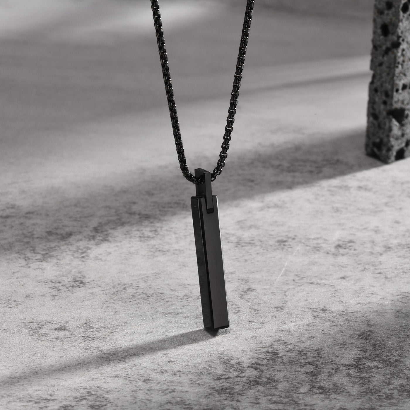 STICK Necklace — قلادة STICK